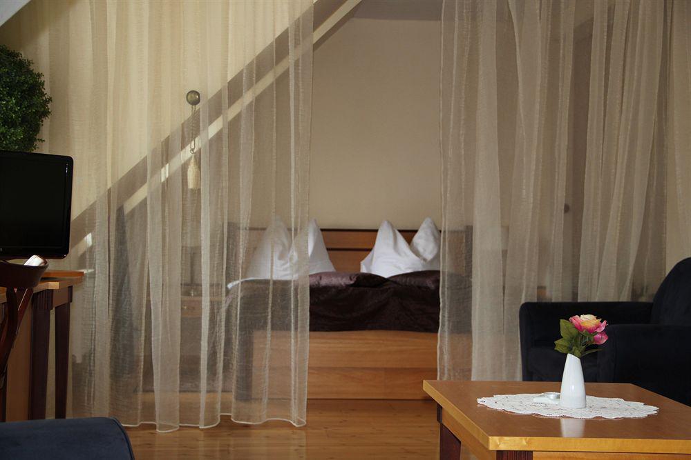 Hotel Maltezský Kříž Karlovy Vary Exteriér fotografie